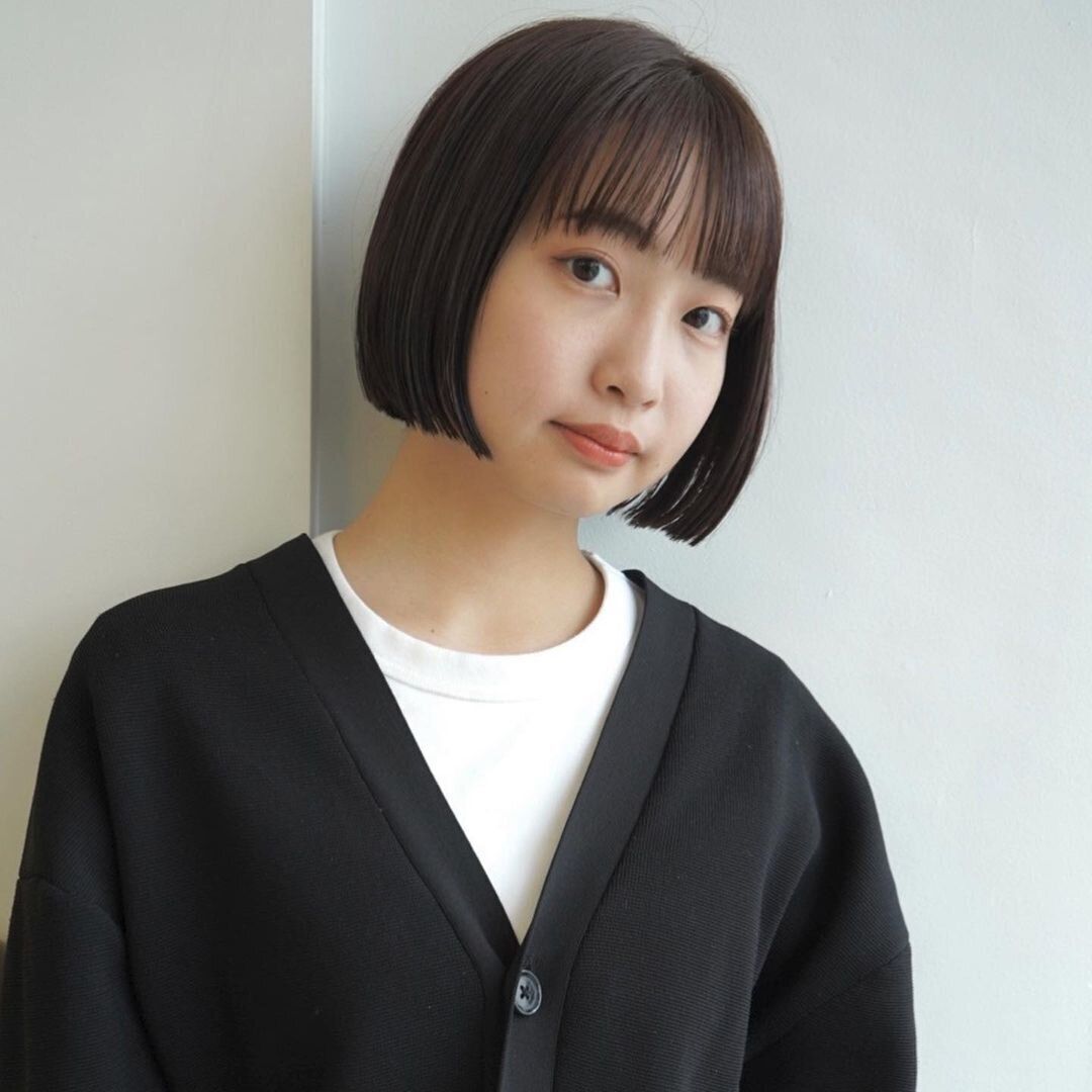 中学生の女の子に似合う流行のヘアスタイル 大人っぽいフレンチボブ