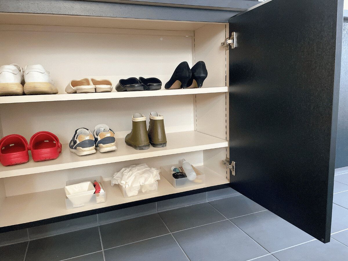 ミニマリストの靴箱