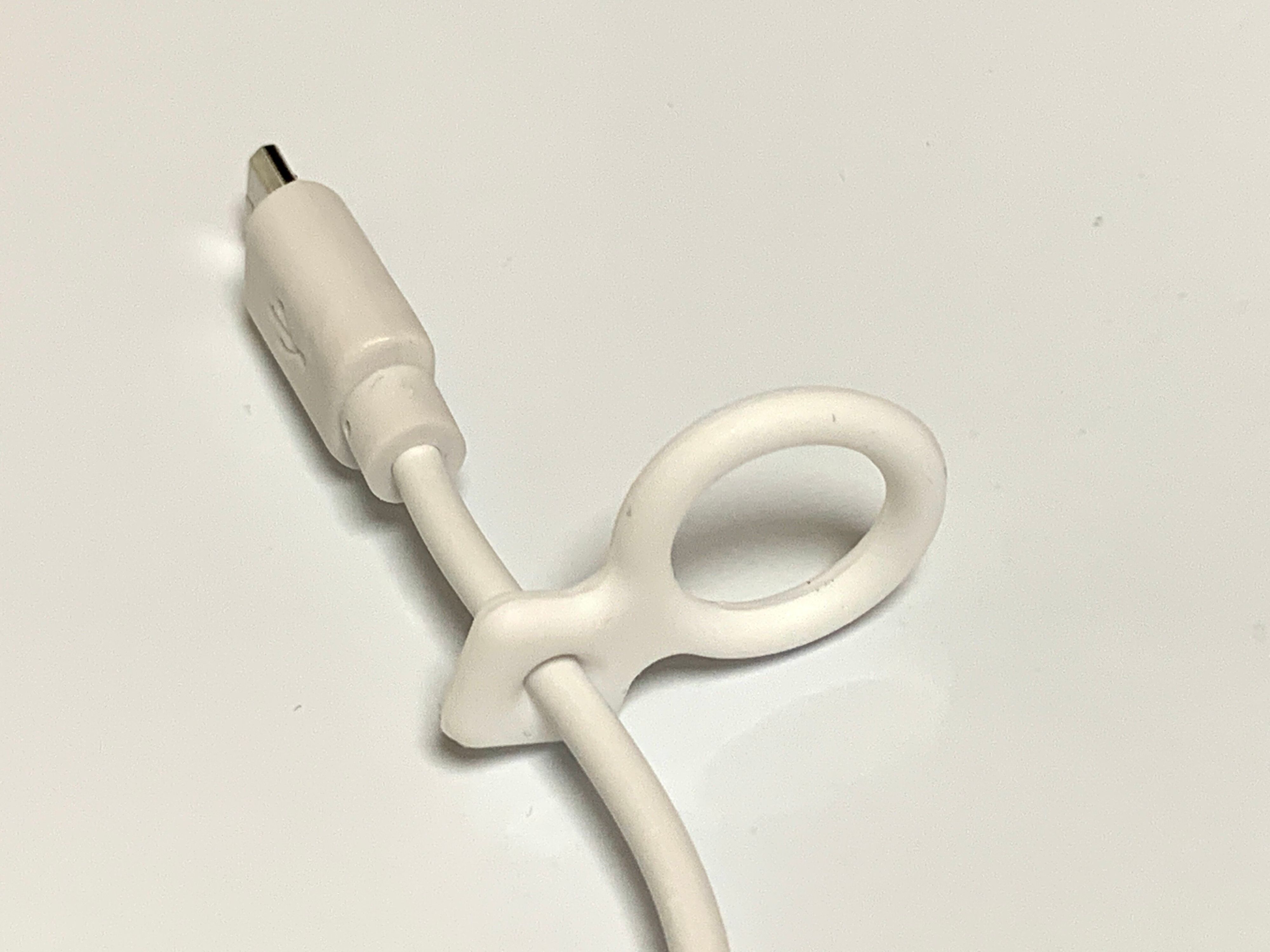 ケーブルバンド