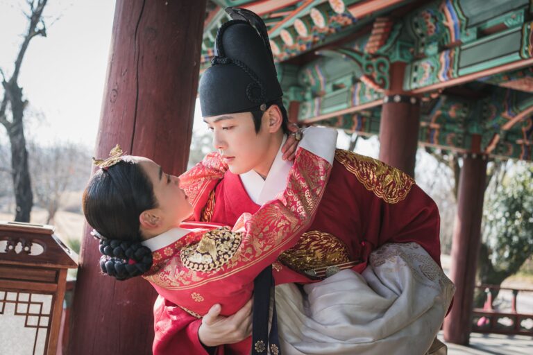 『ソンジェ背負って走れ』『私の夫と結婚して』ロス必見！おすすめのタイムスリップ系韓ドラ10選！泣けるロマンスから復讐系まで沼ハマり必至！