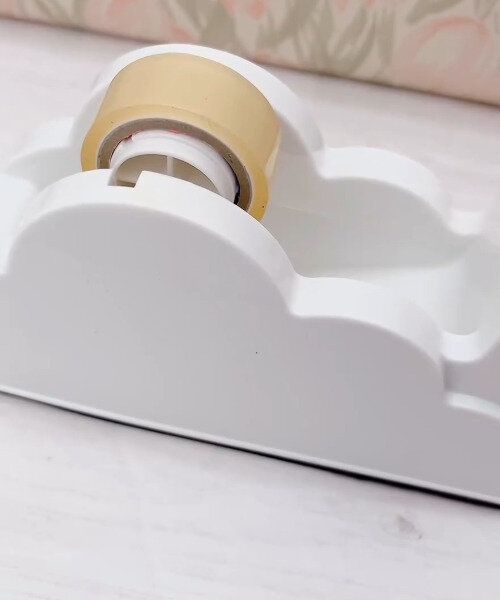 【セリア】かわいすぎ！テープディスペンサー雲