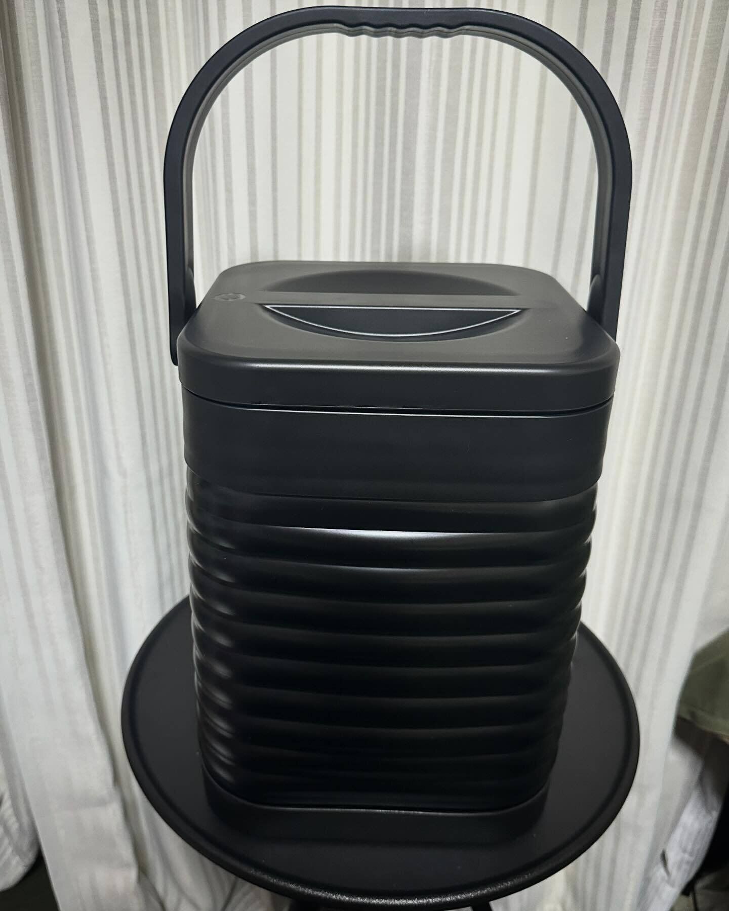 1年中使える！「スクエア真空ハイブリッドコンテナ」