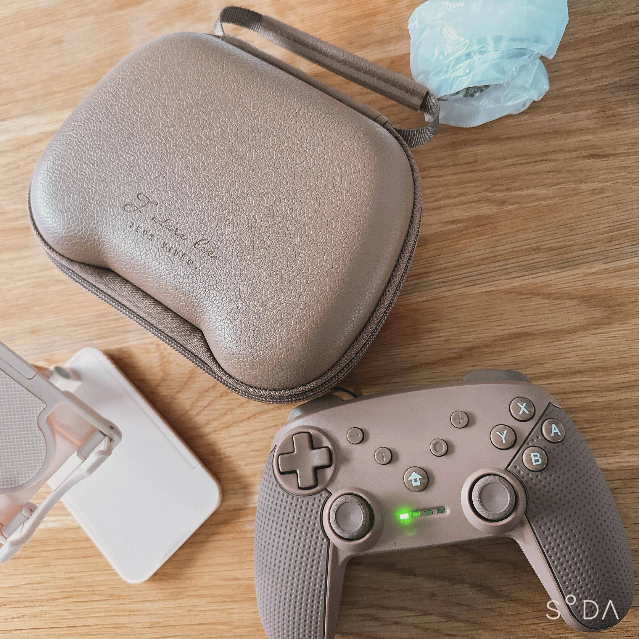 推しカラーでゲームができる！「ワイヤレスゲームコントローラー」