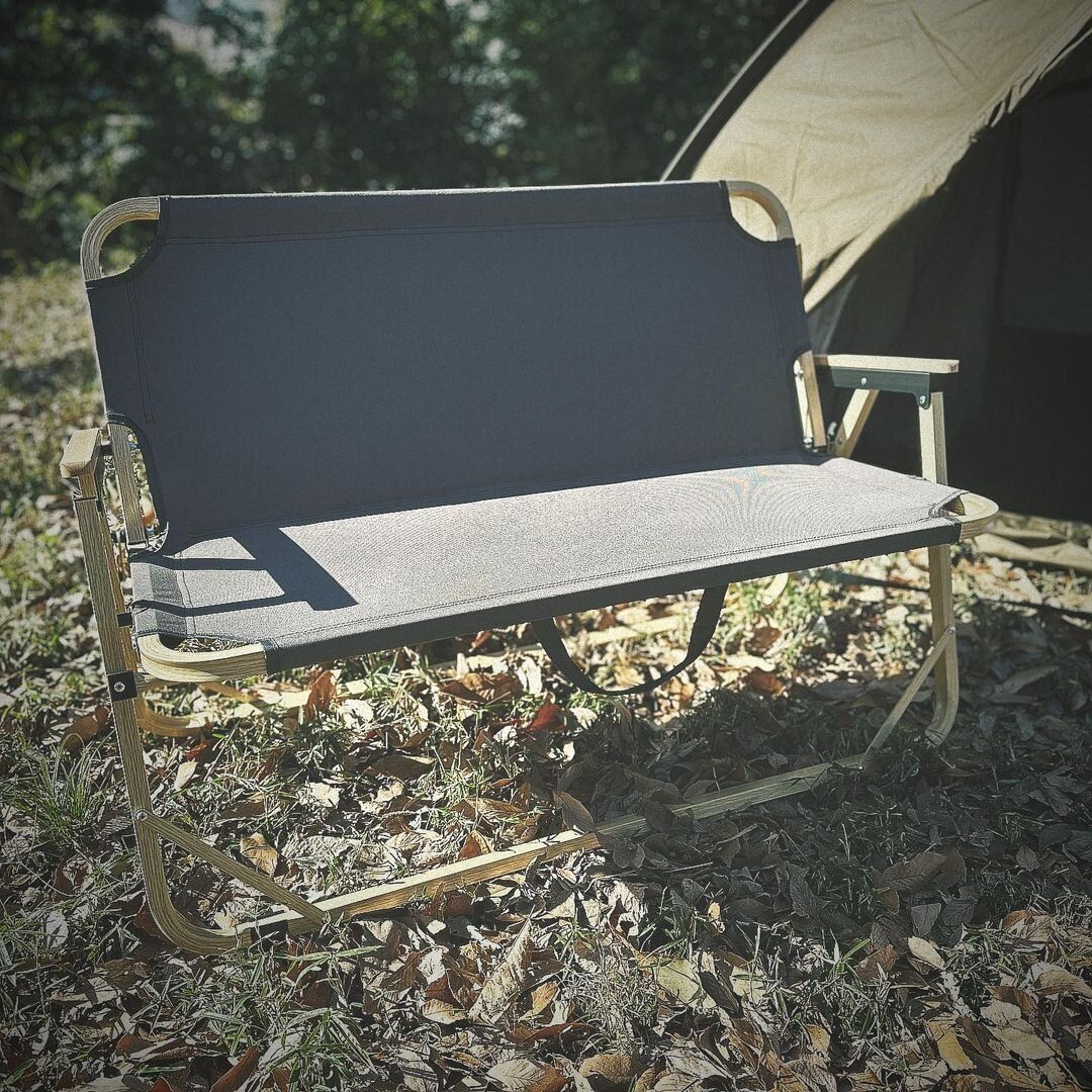 ワークマンの「燃え広がりにくいダブルキャンピングベンチ」