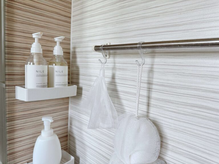 飛ぶように売れている【セリア】「お風呂に引っかけられる」超優秀人気グッズ3選