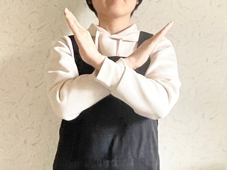 掃除機は押すだけじゃダメ？窓は開けないほうがいい？掃除機のかけ方のNG行為3選