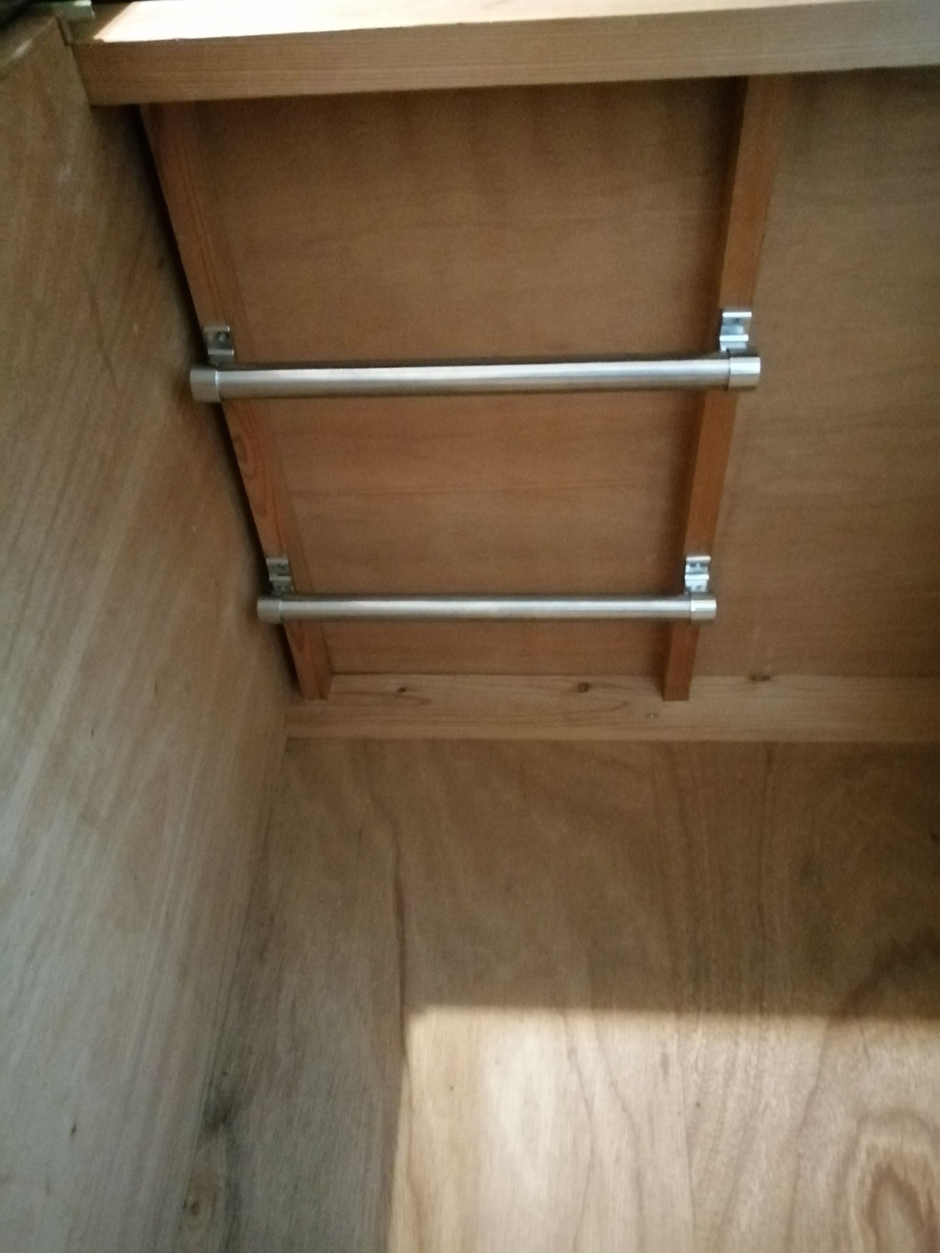 押し入れをクローゼットに