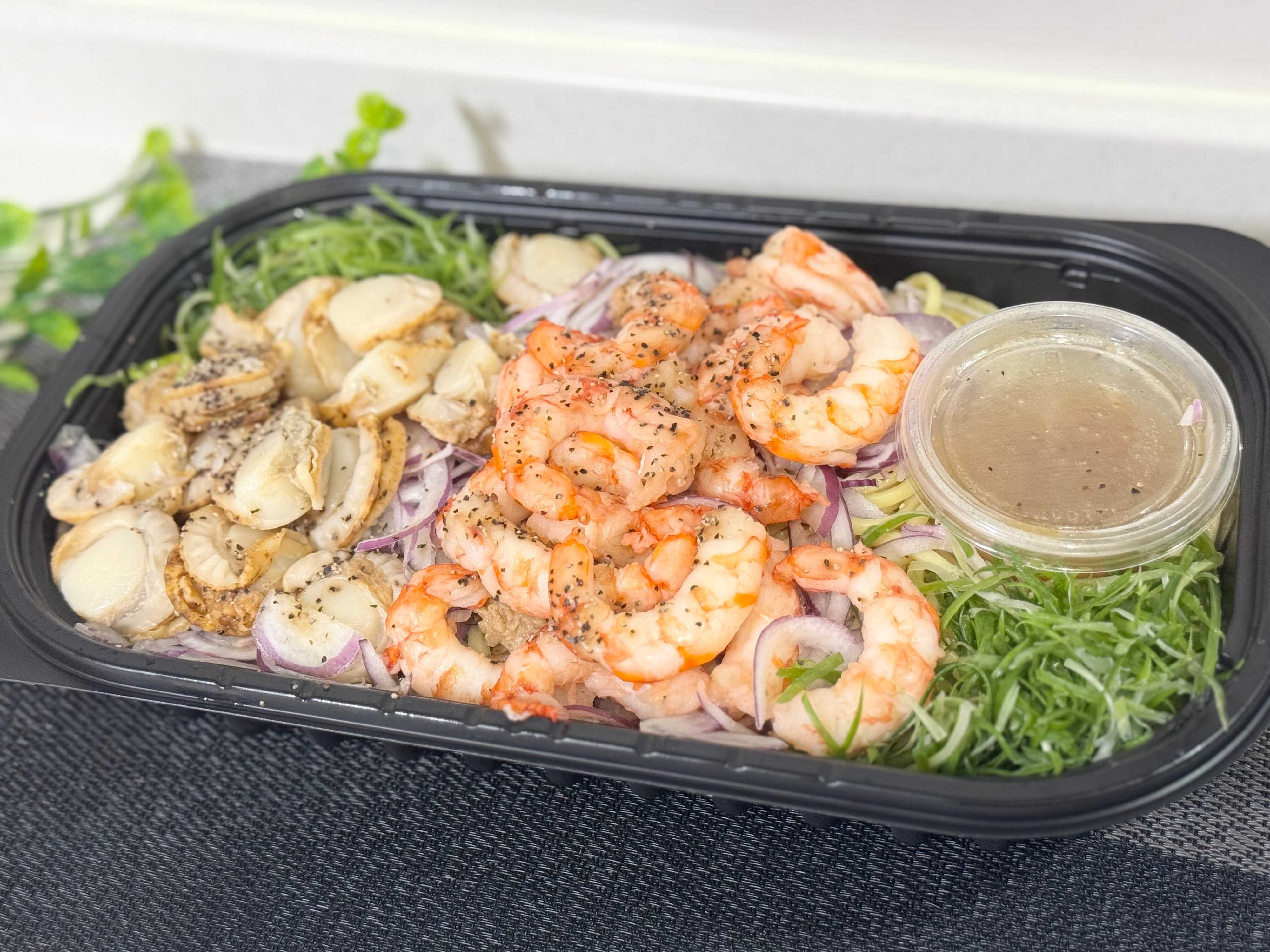 コストコ　葱塩海鮮まぜそば