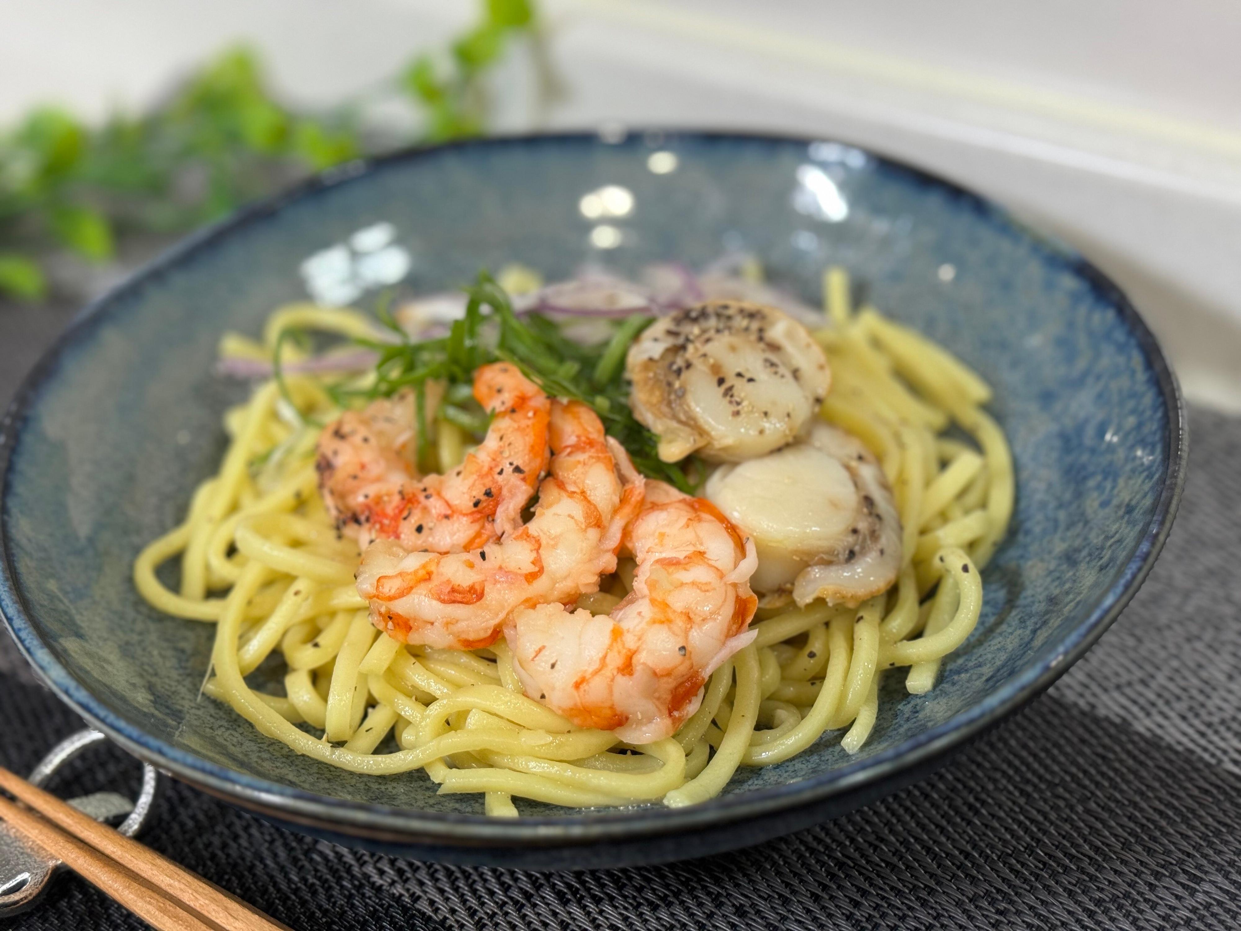 コストコ　葱塩海鮮まぜそば 　盛り付け