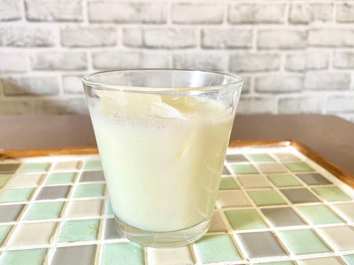 「ヨーグルトの汁」はそのまま捨てないで!簡単でおいしい「ラッシー」の作り方