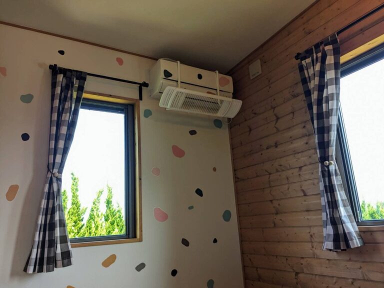 【夏の睡眠環境改善】“寝苦しいけどクーラーは風がツライ”子どもの寝冷え対策にもなる「風よけカバー」