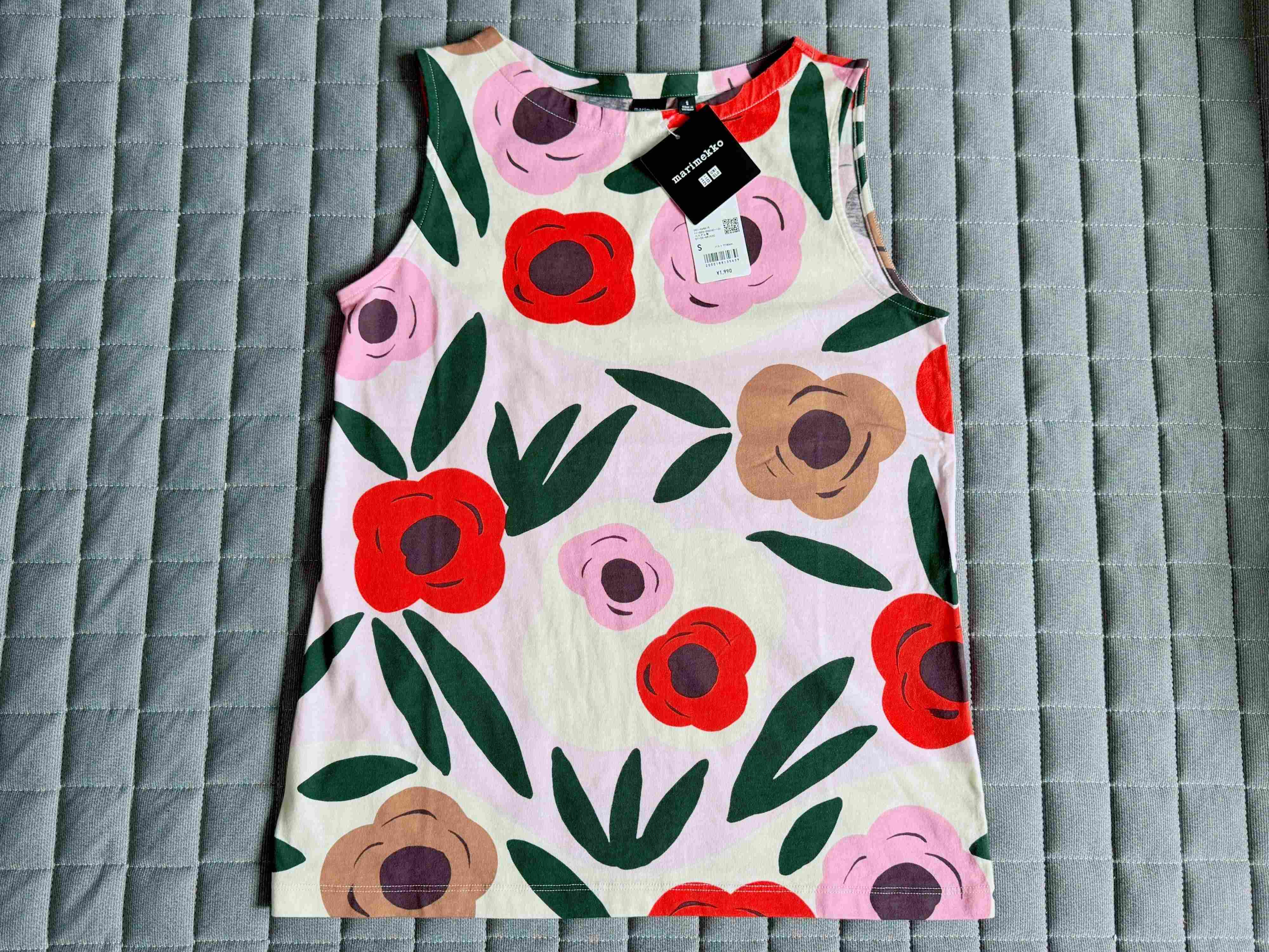 【ユニクロ×マリメッコ】話題のコラボ商品!大人サイズをあえて小3娘に着せてみた結果