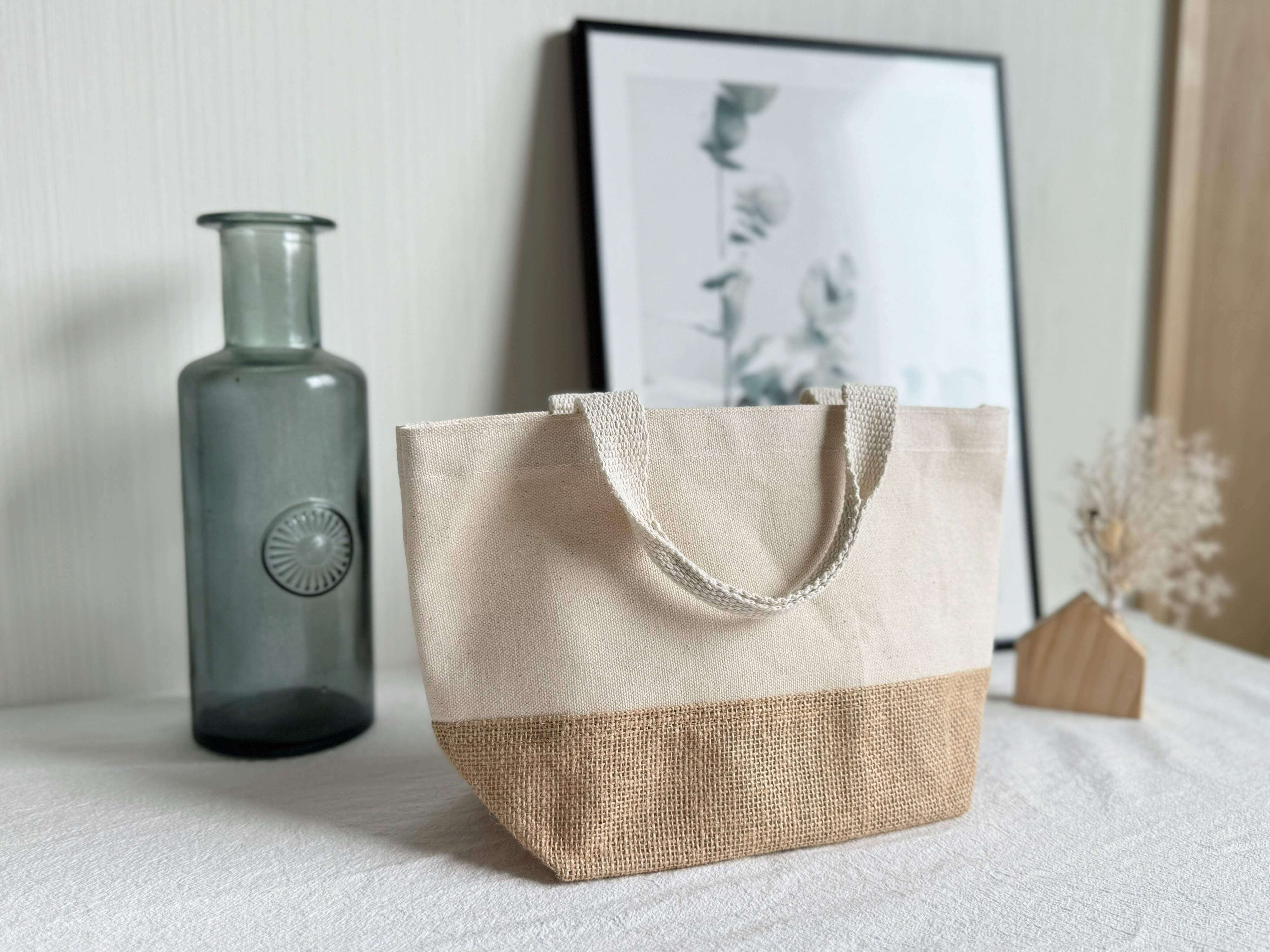 【西松屋】飛ぶように売れている!196円の「コットンジュートミニトート」が高見えで万能すぎた