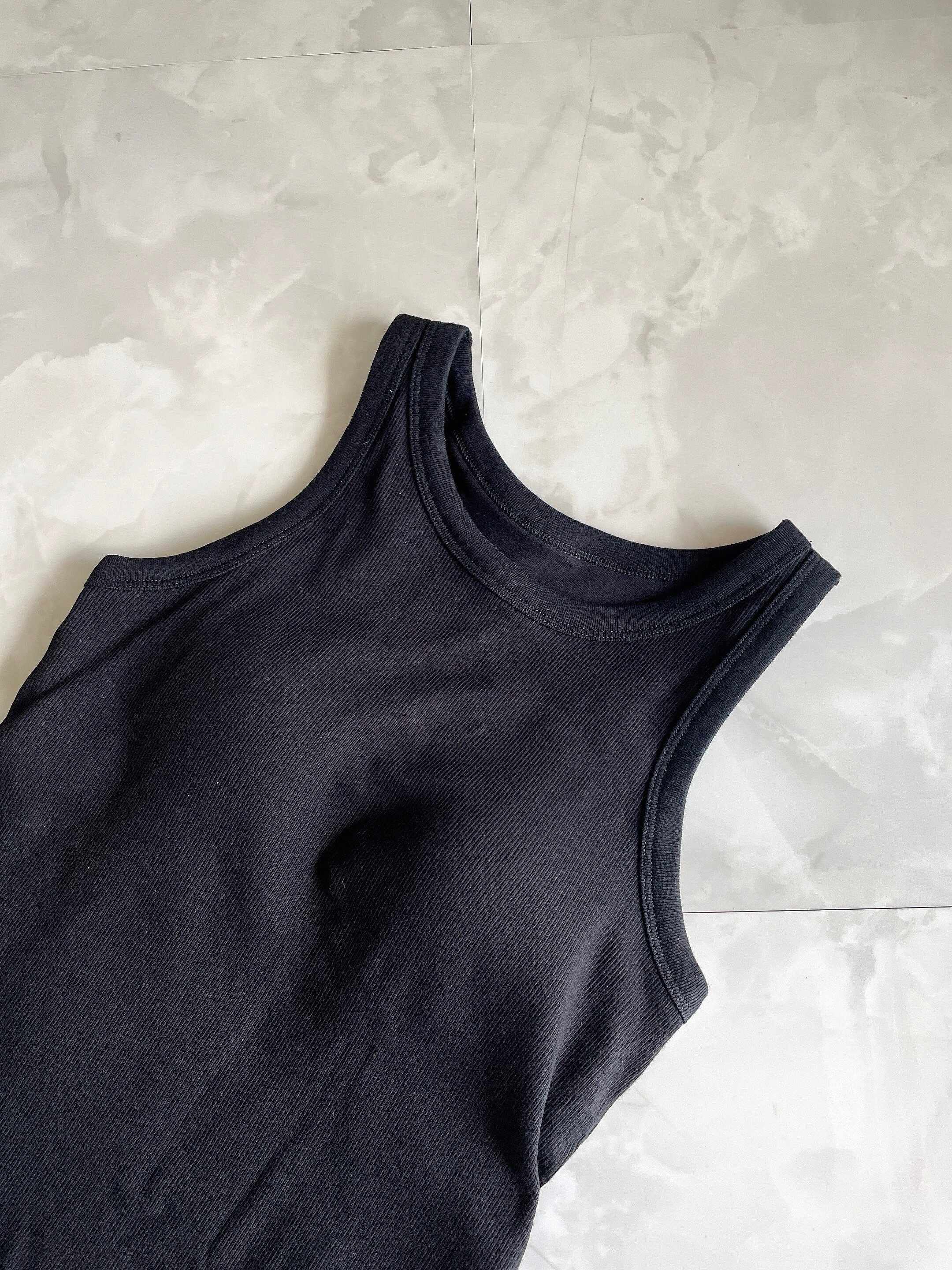 ブラトップ　ユニクロ