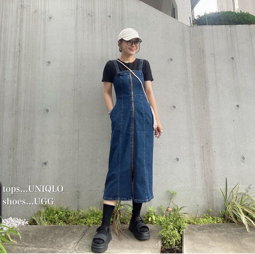 GU　デニムフロントジップワンピース