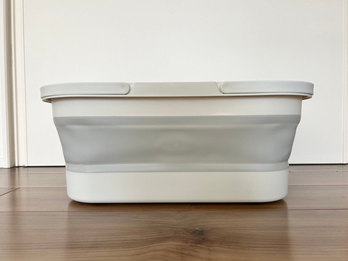 バケツを買うならコレ! 3COINSの折りたたみバケツは機能性抜群でちょっと違うんです