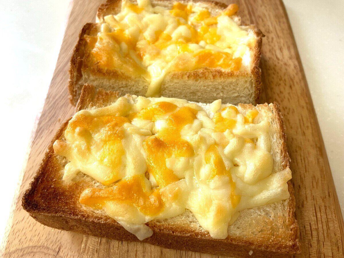 チーズトースト