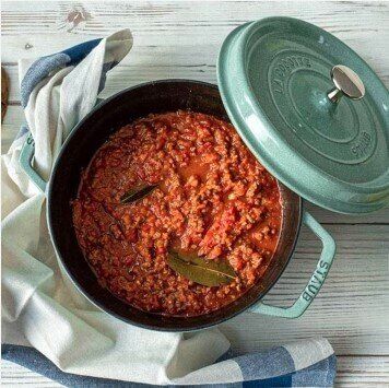 [ストウブ公式]作り置きに！簡単＆絶品ミートソース