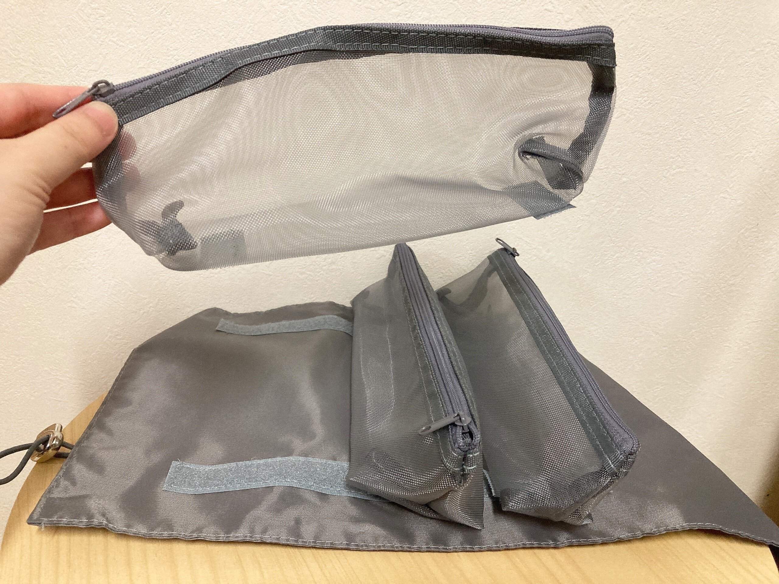 3COINS取り外しポーチ