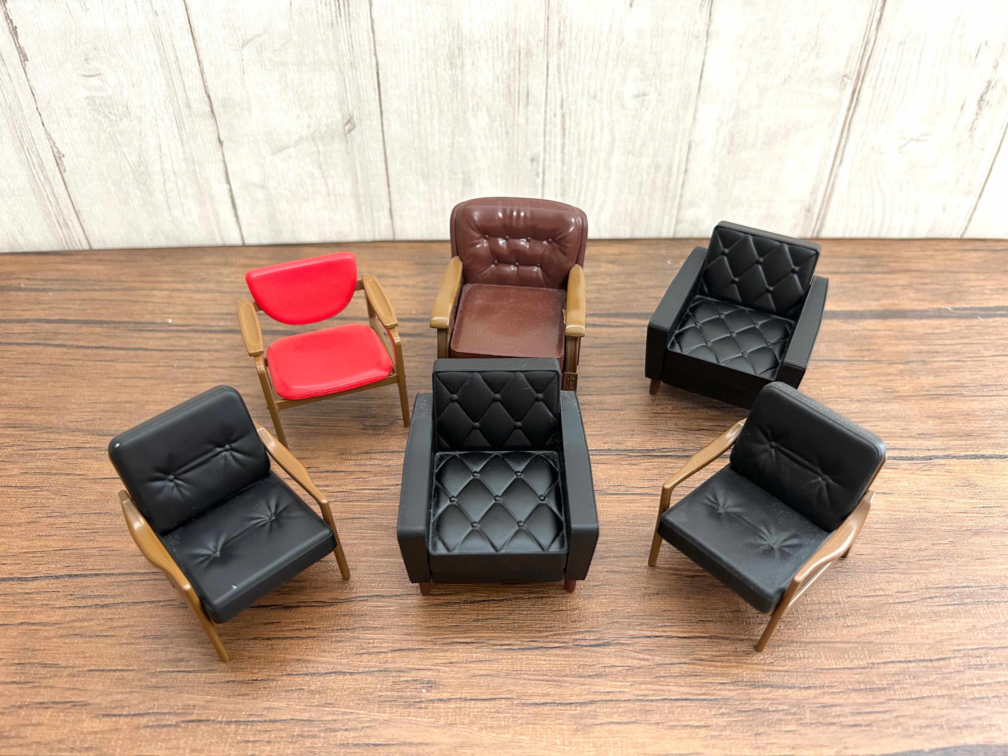 ダイソー ミニチュア カプセルトイ 収納ケース