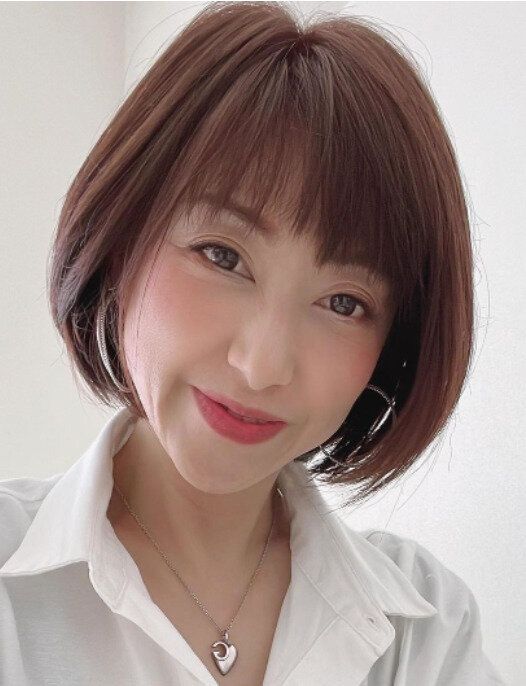 褒められる艶髪!エレガントな内巻きミニボブ