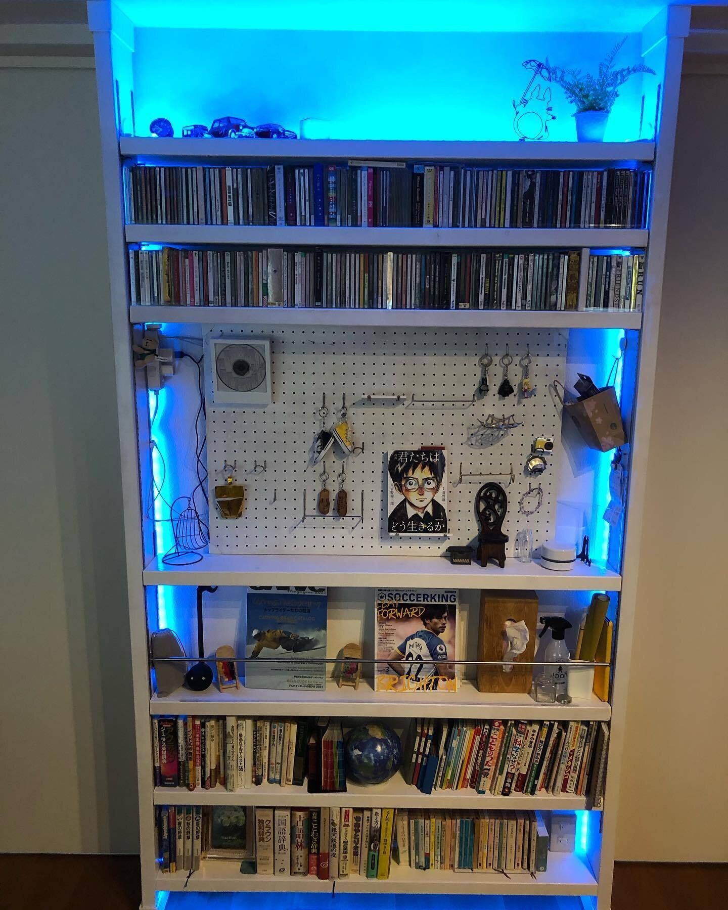 LEDテープを取りつけておしゃれな雰囲気に