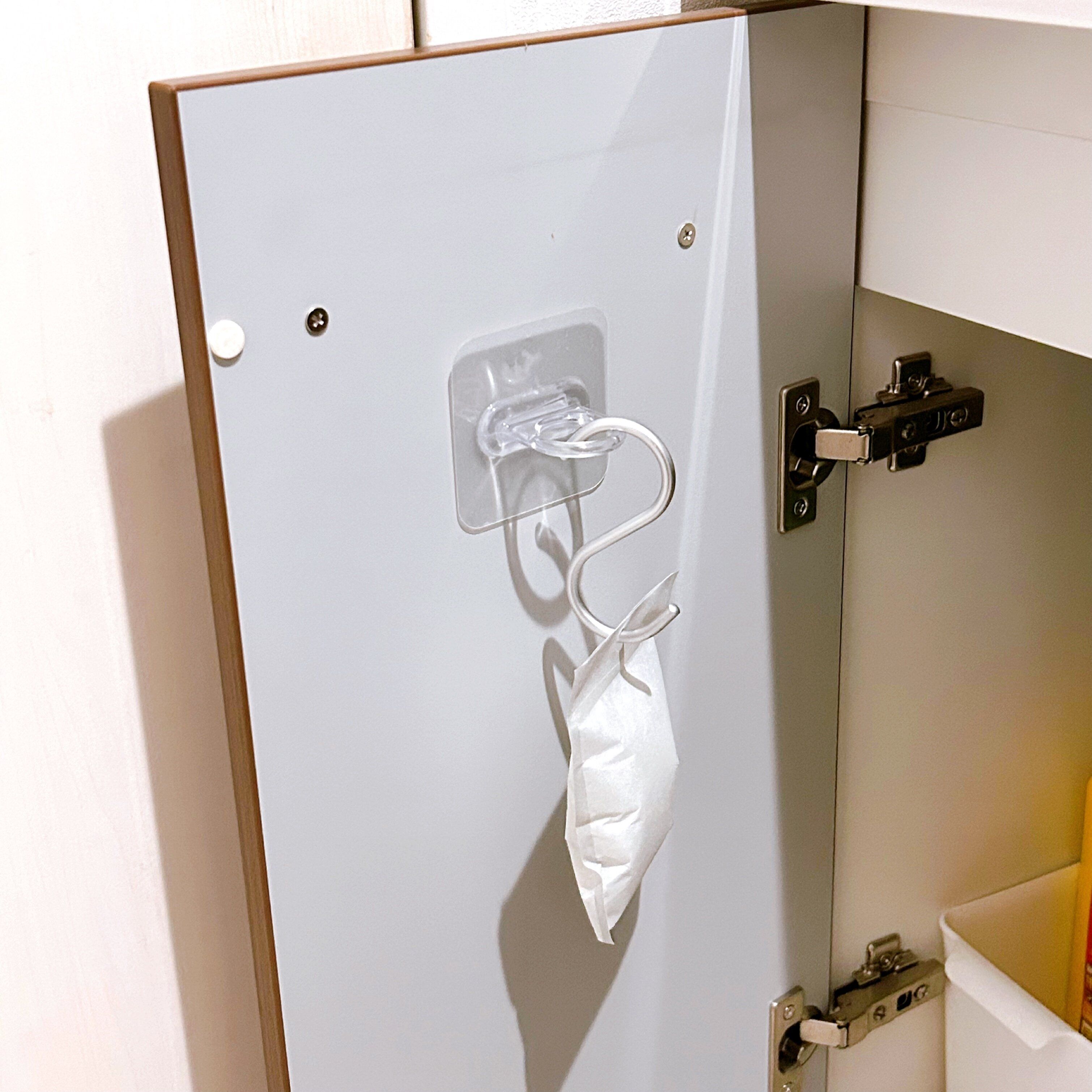 2.洗面台下の収納