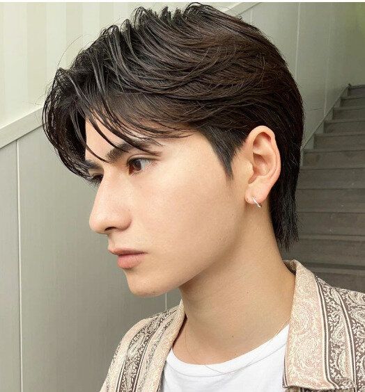 長めの前髪がトレンド!サイドパートカルマヘア