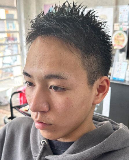 潔いカットで好感度アップ!メンズベリーショート