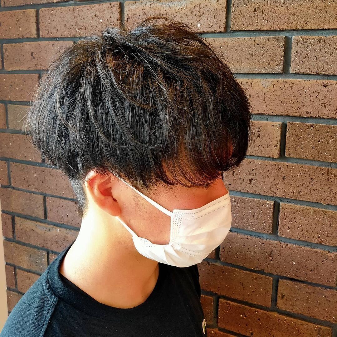 かっこいい高校生男子になれる!刈り上げ高めのマッシュスタイル