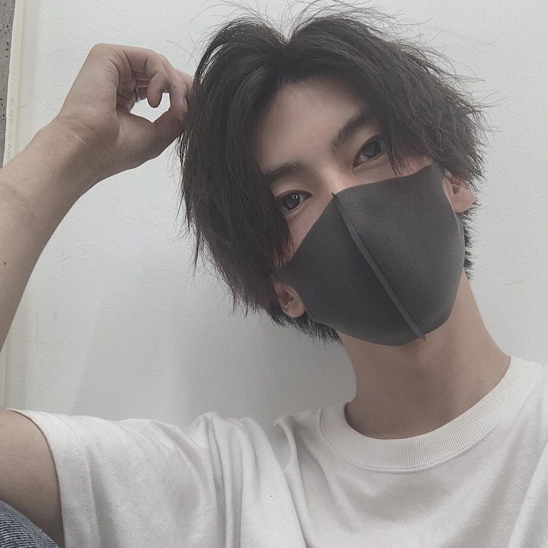 かっこいい高校生男子になれる!モテる長めセンターパートヘア