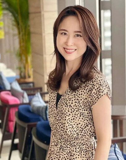 大人もトレンドを意識!おしゃれな韓国風セミロング