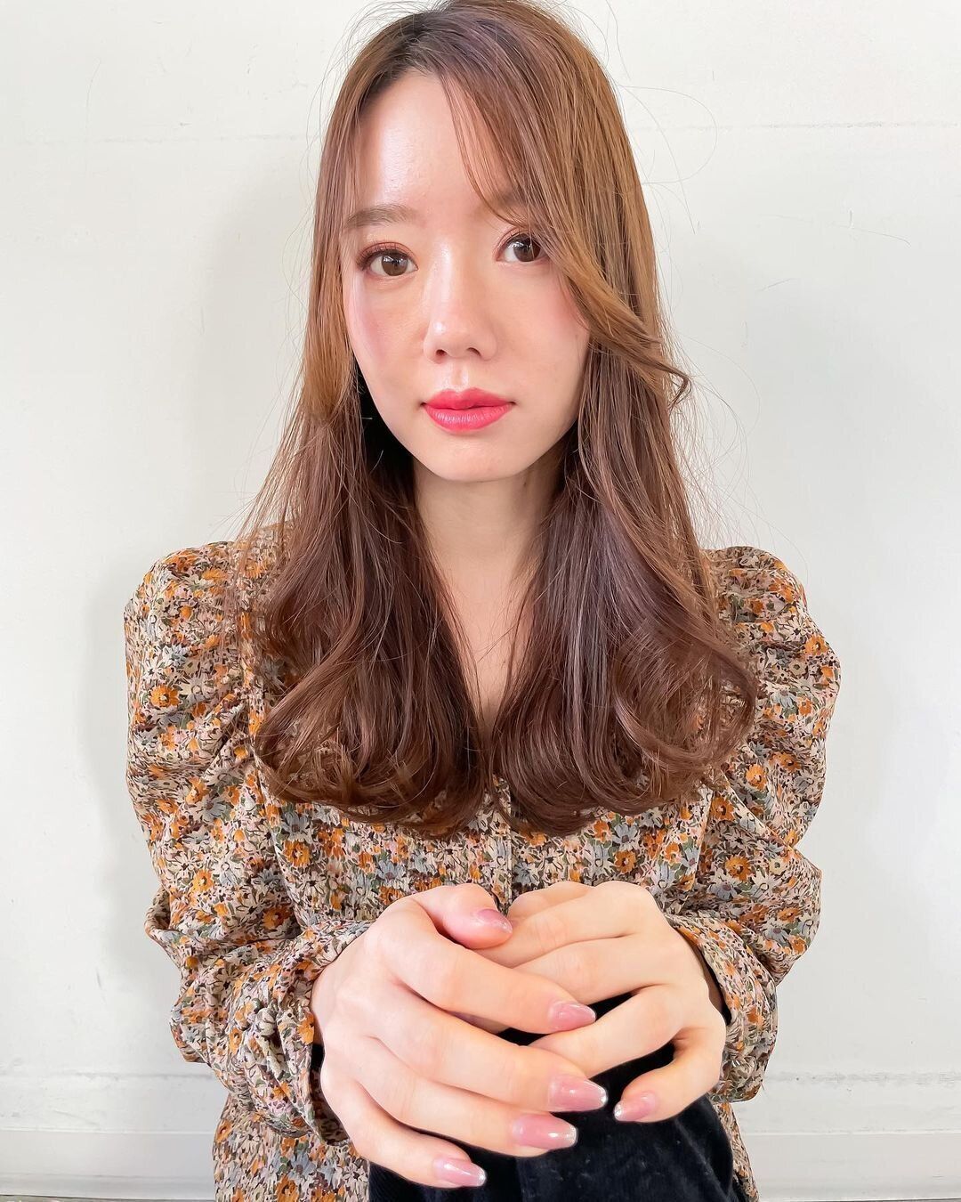 40代女性に人気のセミロング・ミディアムヘア!Aラインシルエットで大人美人!重めのセミロングヘア