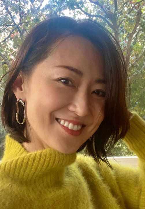 リラックス感のある前下がりボブ