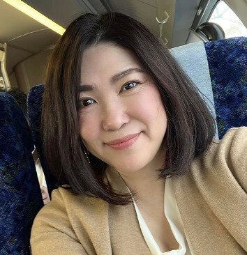 大人だからこそシンプルが似合う!内巻きボブ