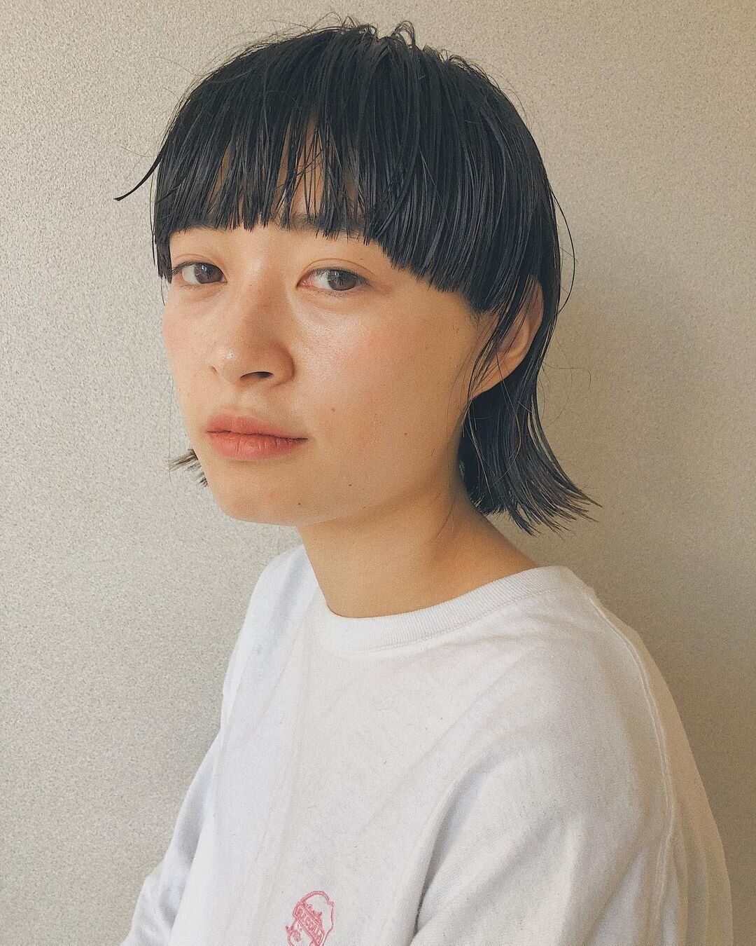 40代女性に似合うボブ!個性的でクールなワイドバングボブ