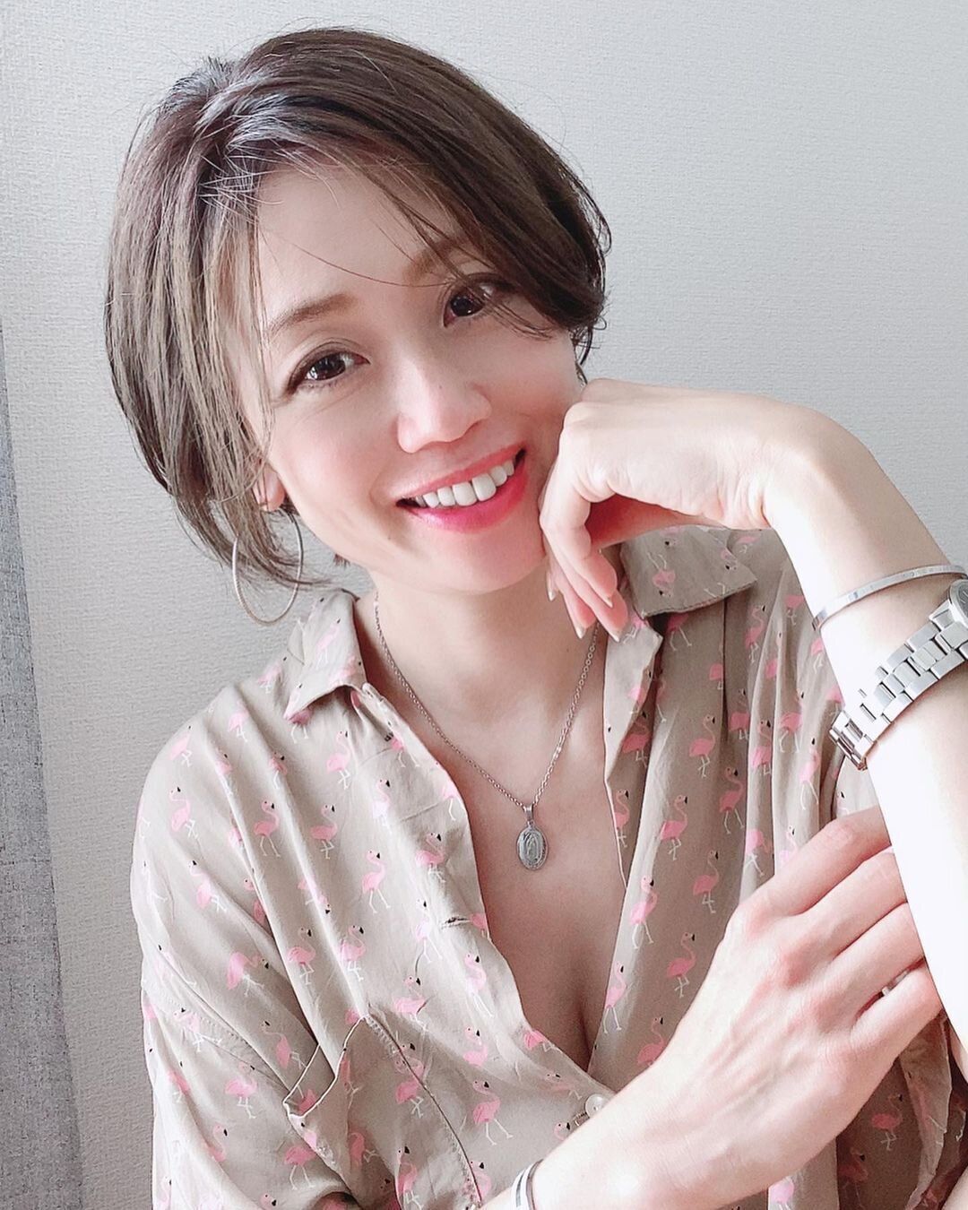 40代丸顔に似合うヘアスタイル 毛流れボブなら簡単おしゃれにキマる!
