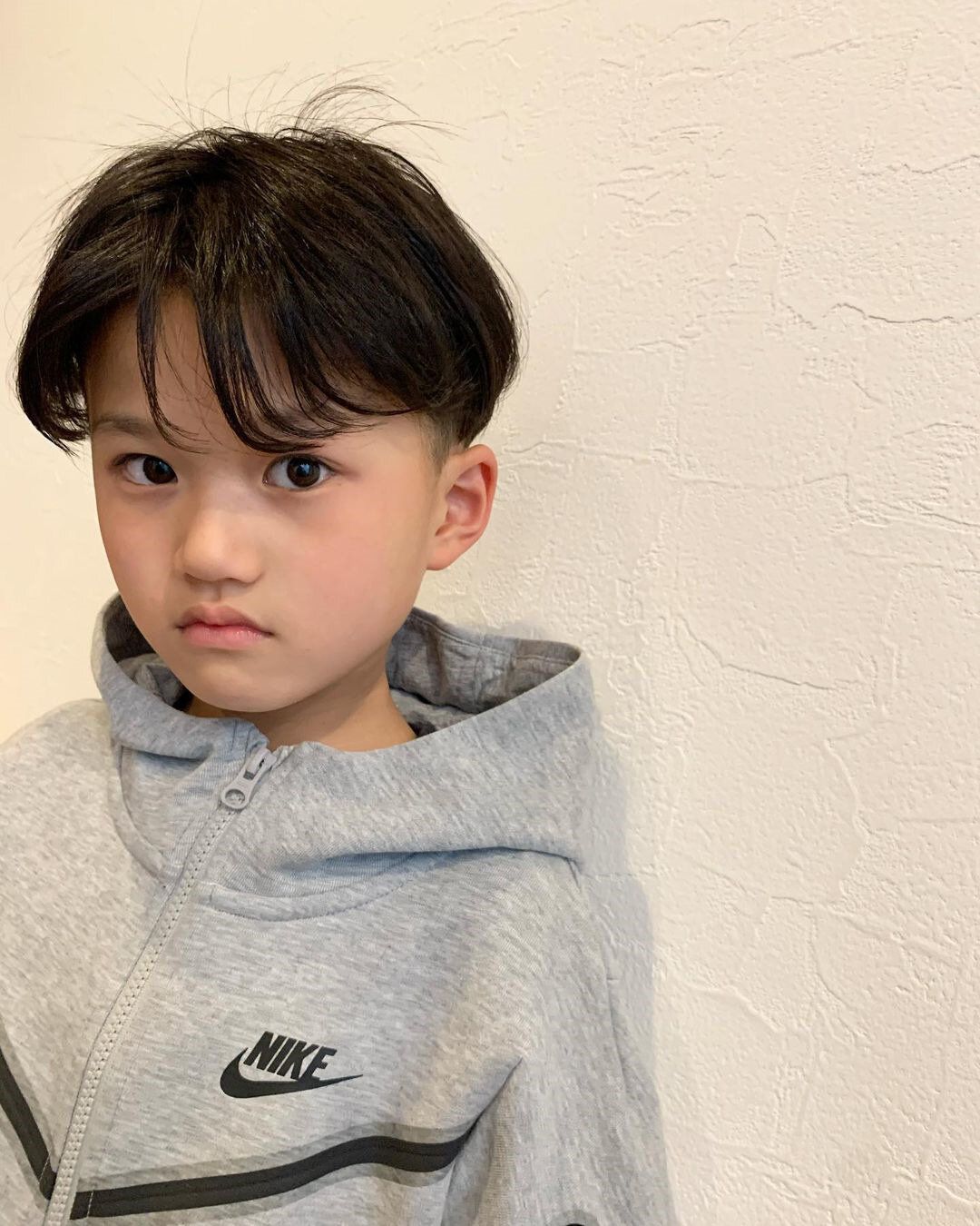 おしゃれ小学生男子の髪型・ヘアカタログ!マッシュベースの2ブロックスタイル