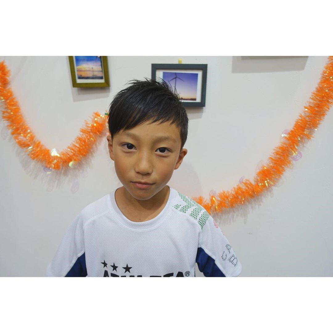 おしゃれ小学生男子の髪型・ヘアカタログ!アシメ×ツーブロックでさわやかボーイのできあがり!