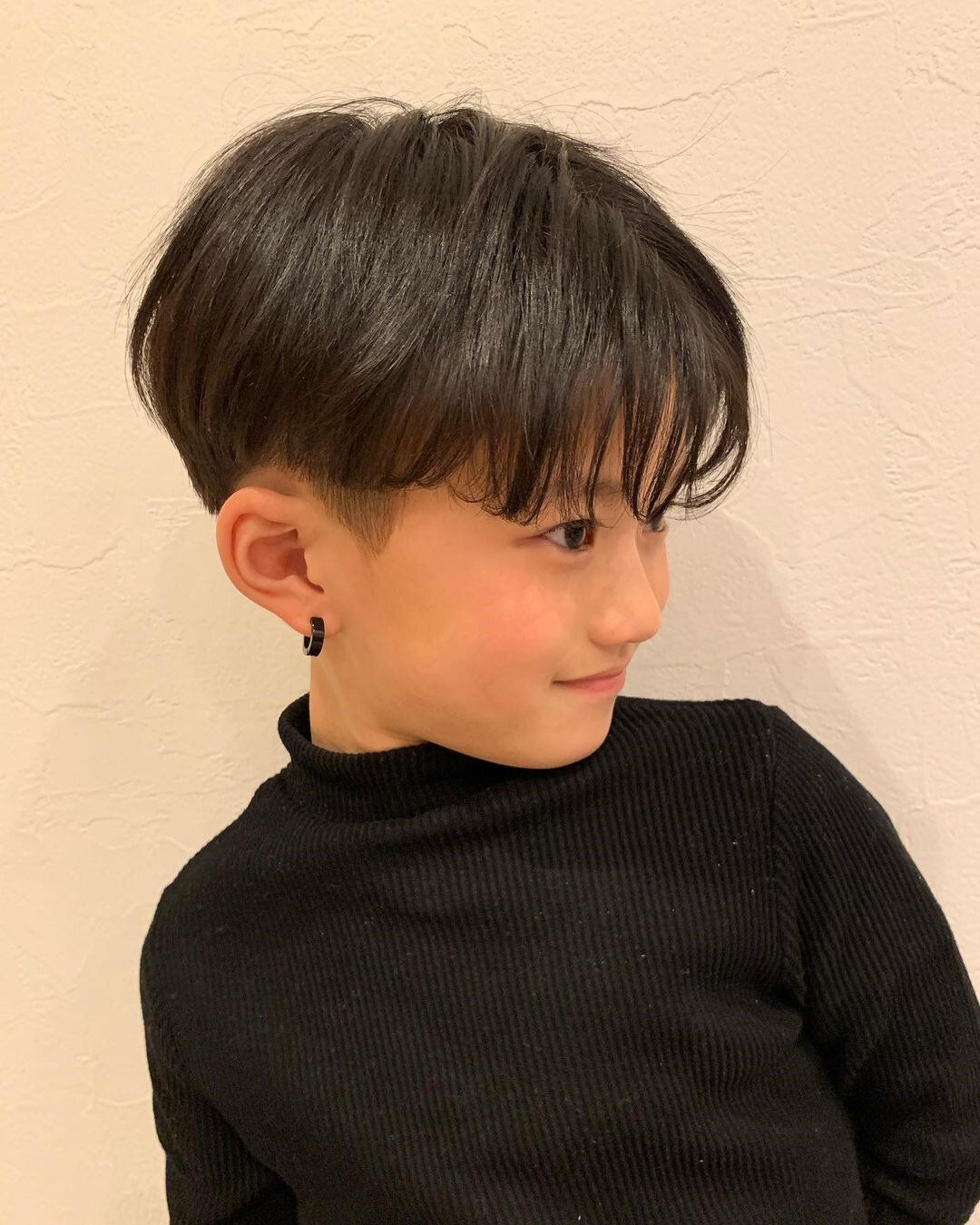 おしゃれ小学生男子の髪型・ヘアカタログ!大人顔負けのセンター分けヘアスタイル