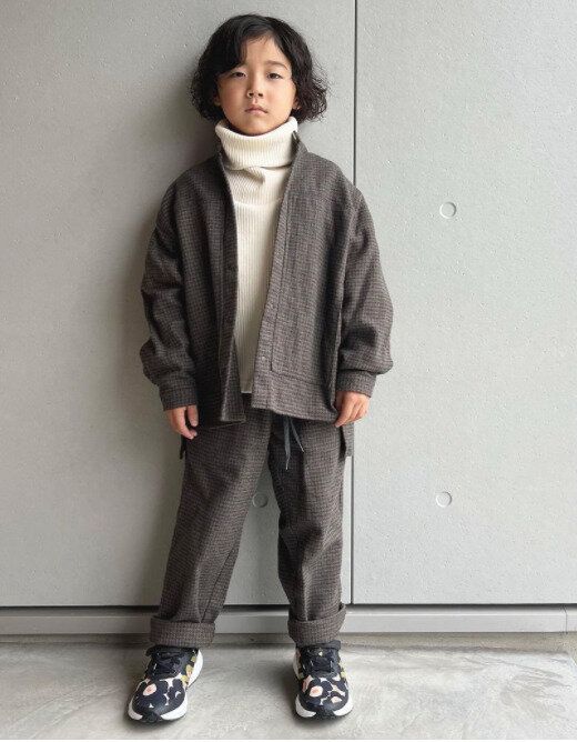 おしゃれ小学生男子の髪型・ヘアカタログ。クールに決まる!おしゃれミディアムパーマ