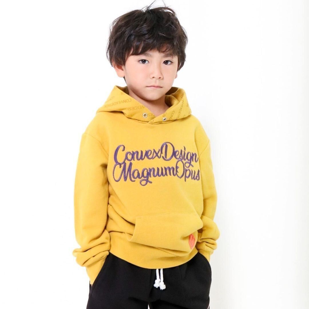 おしゃれ小学生男子の髪型・ヘアカタログ!柔らかさパーマでキュートなヘアスタイルに