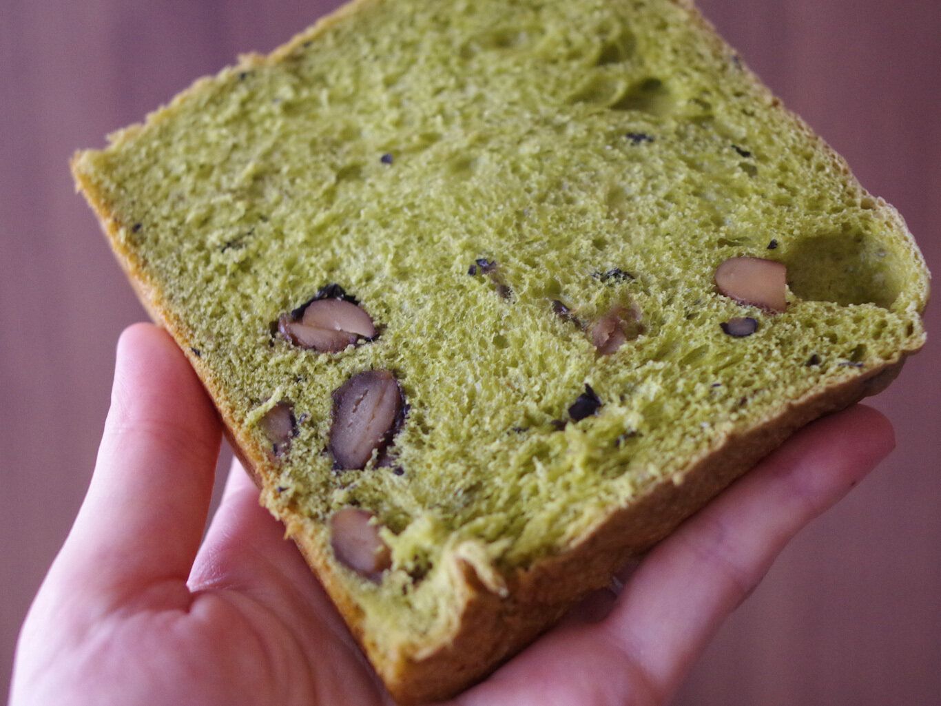 お土産にも!【無印良品・銀座】店舗限定“激レア食パン”を選んでみて