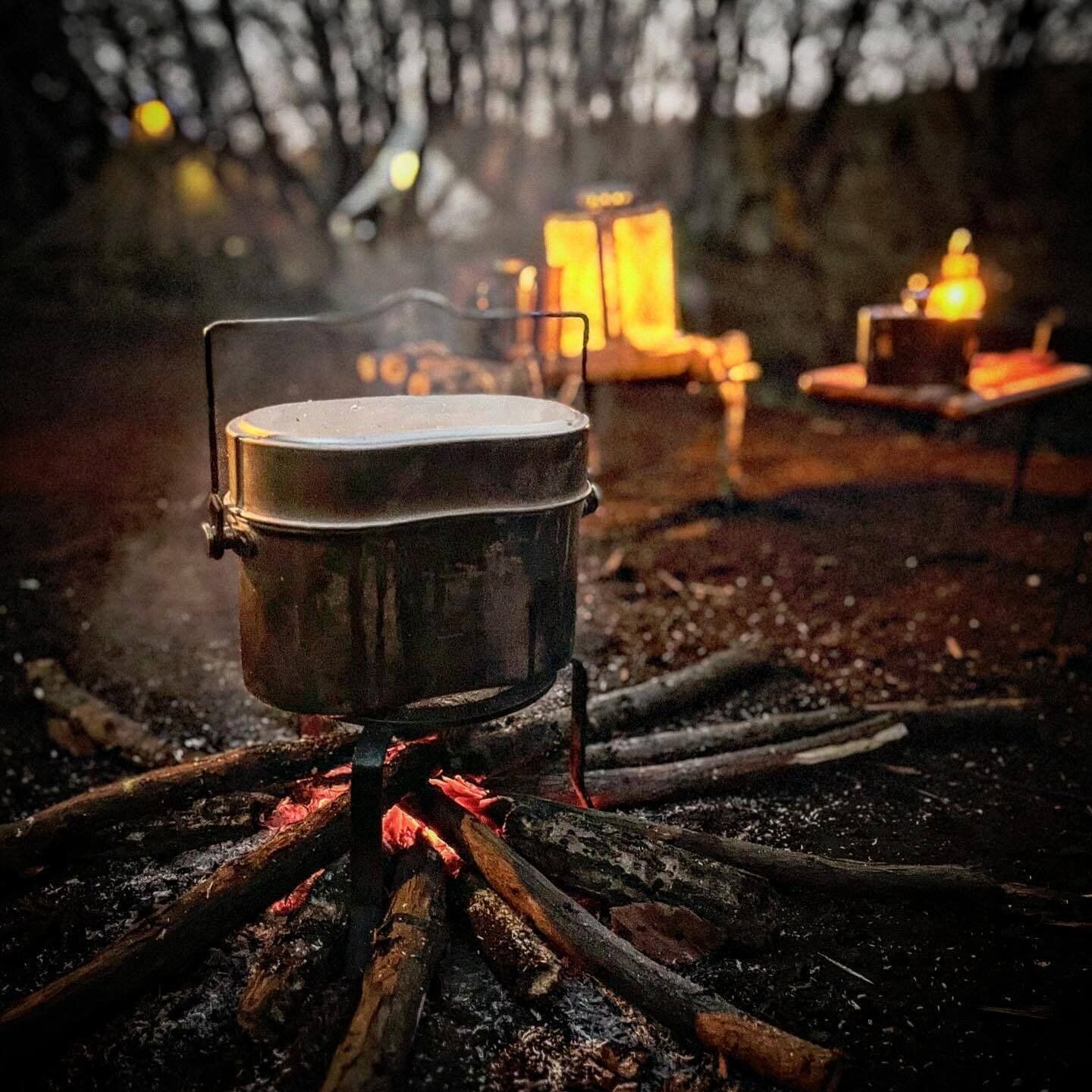 キャンプ飯の味方!「2合用野営飯盒」