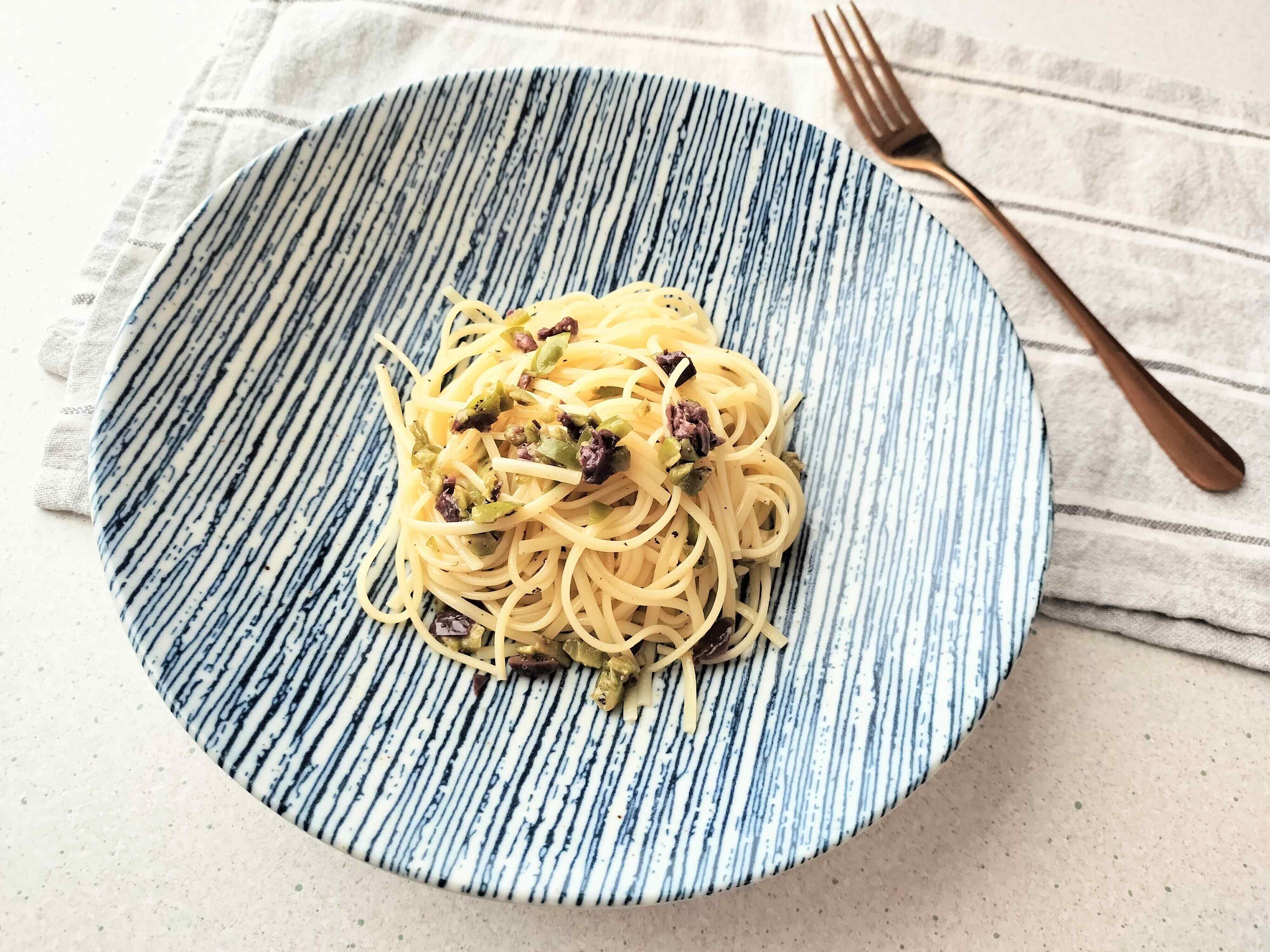 オリーブのパスタ