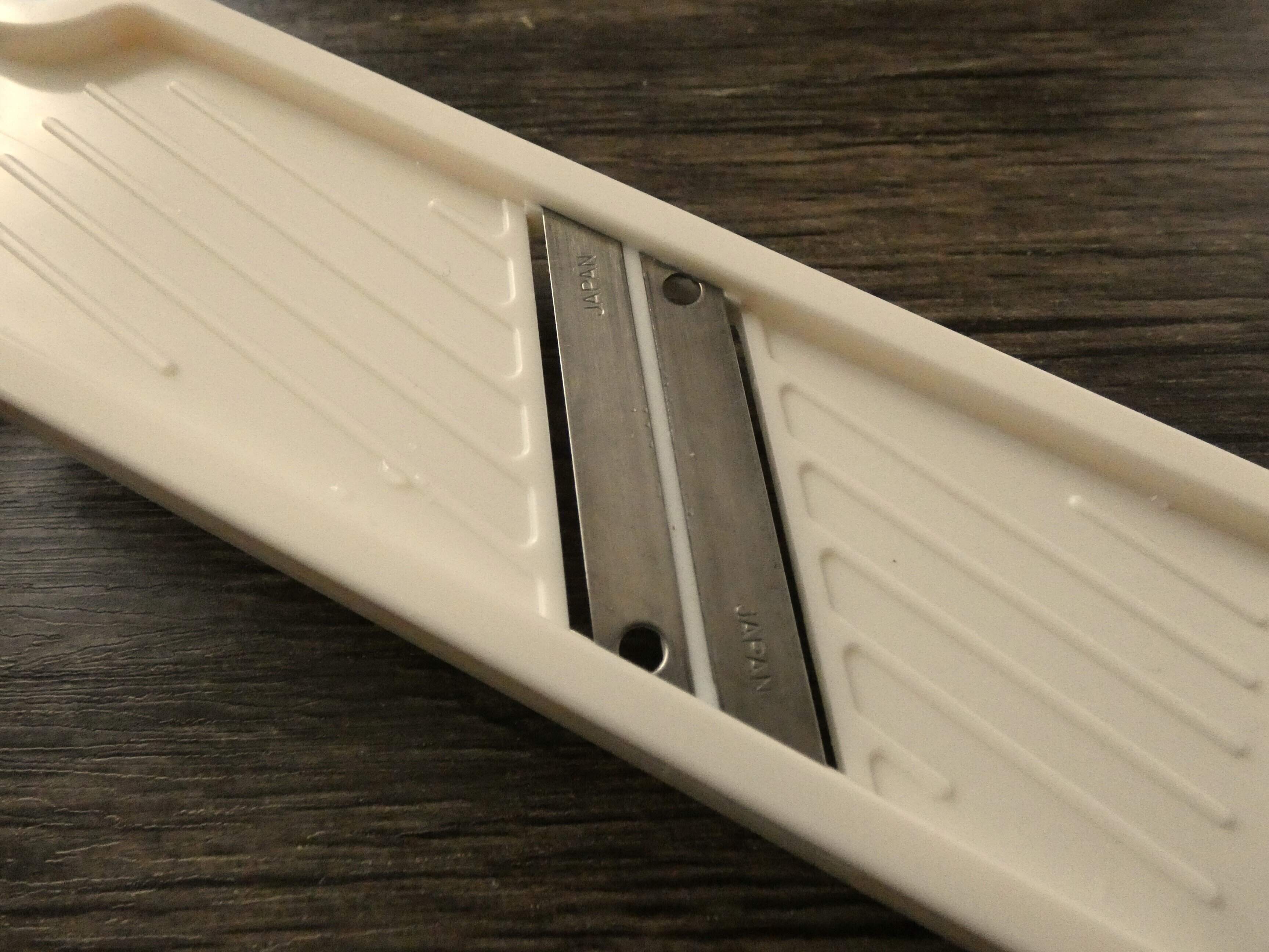 両刃でどんどんスライスできる!