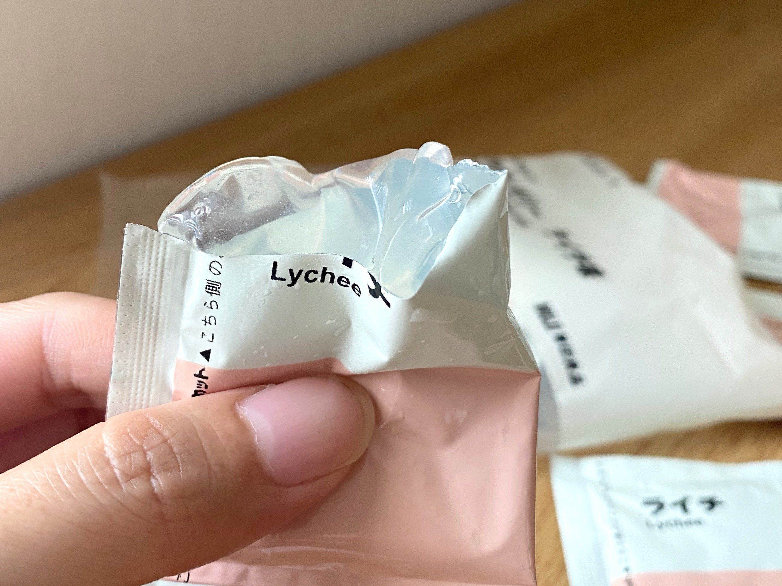 冷やしておいしいソルティゼリーライチ味