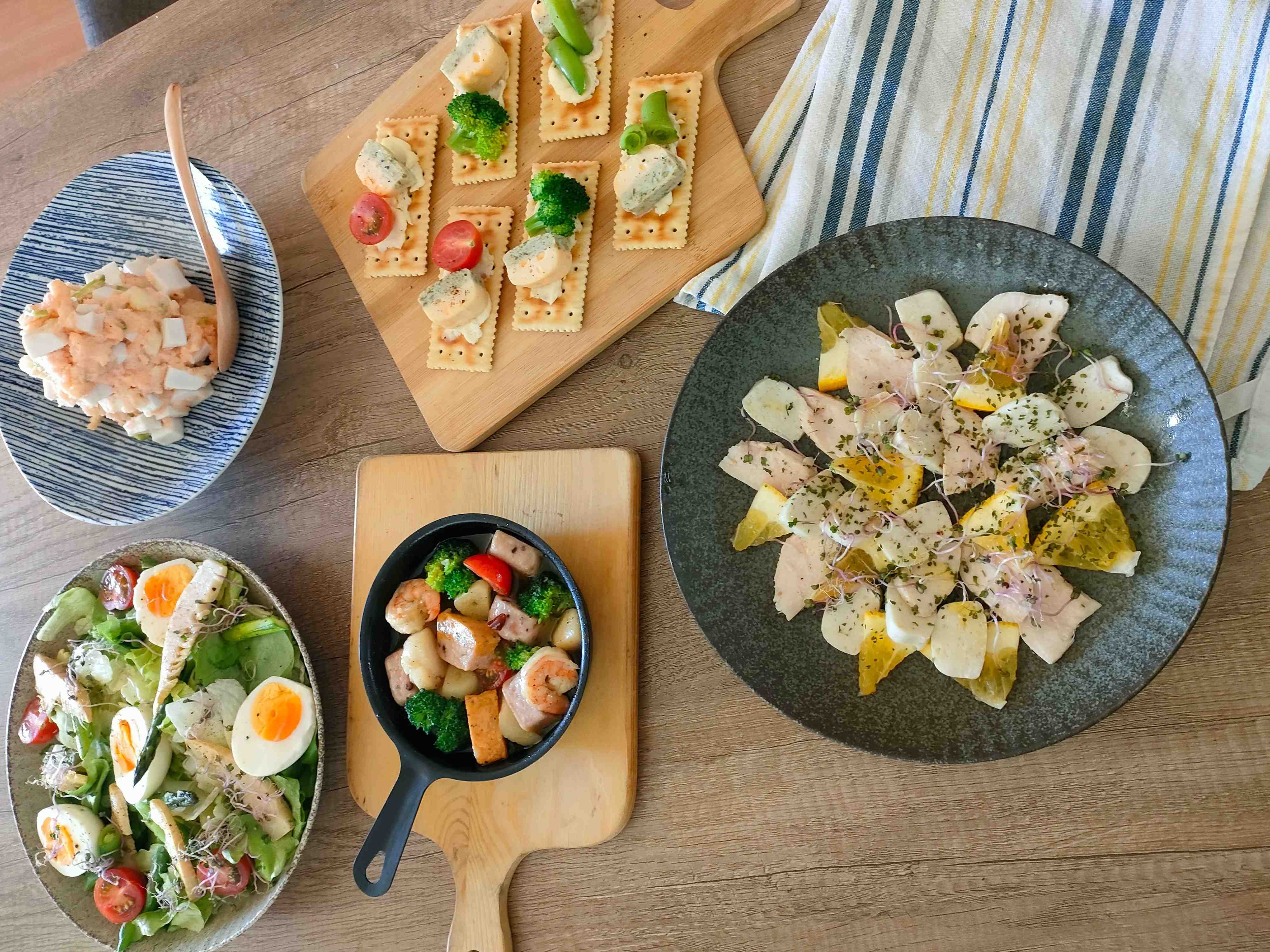 多くの料理を撮る