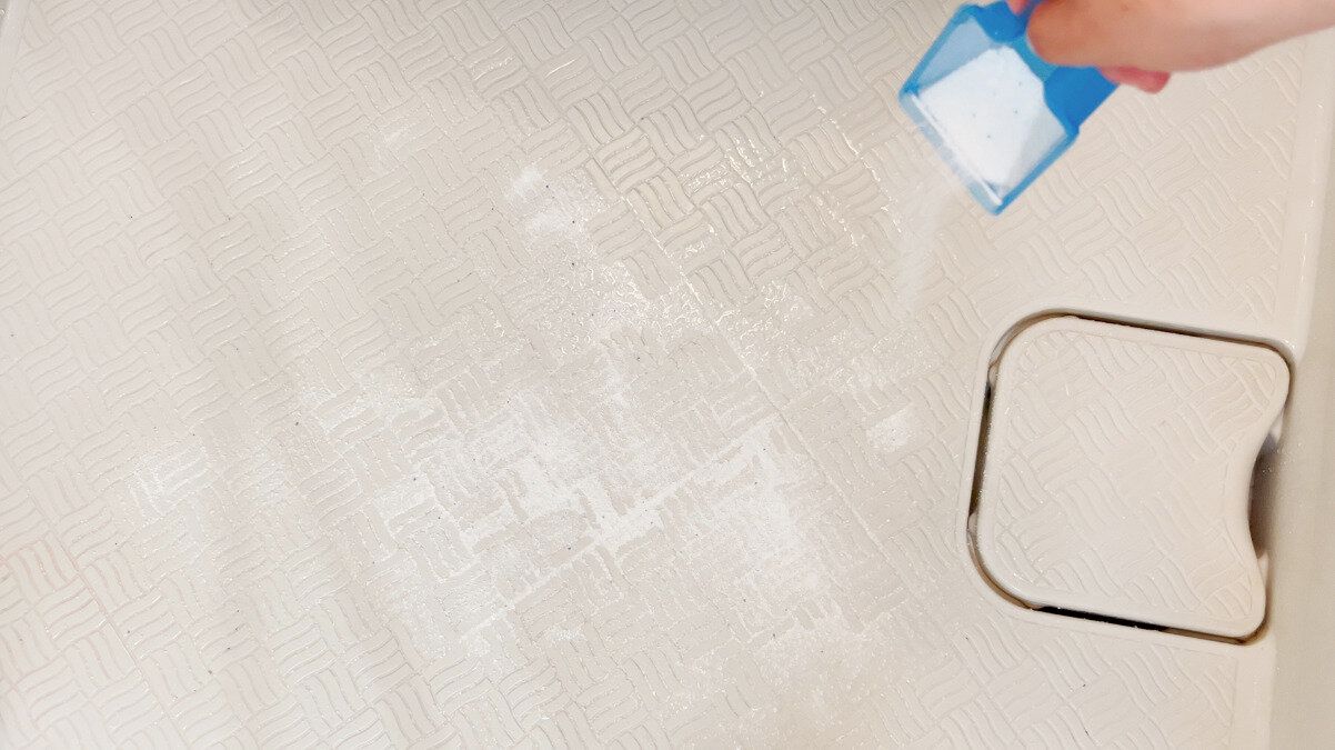 オキシクリーンを振りかける