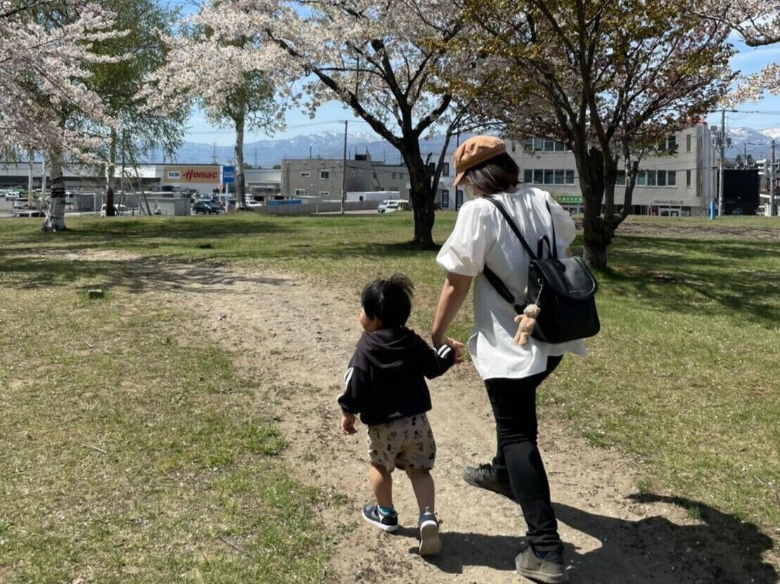 むらせさん子どもと一緒の写真